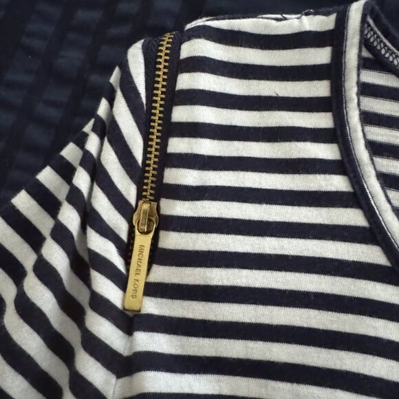 Michael Kors Top - Picture 3 of 4